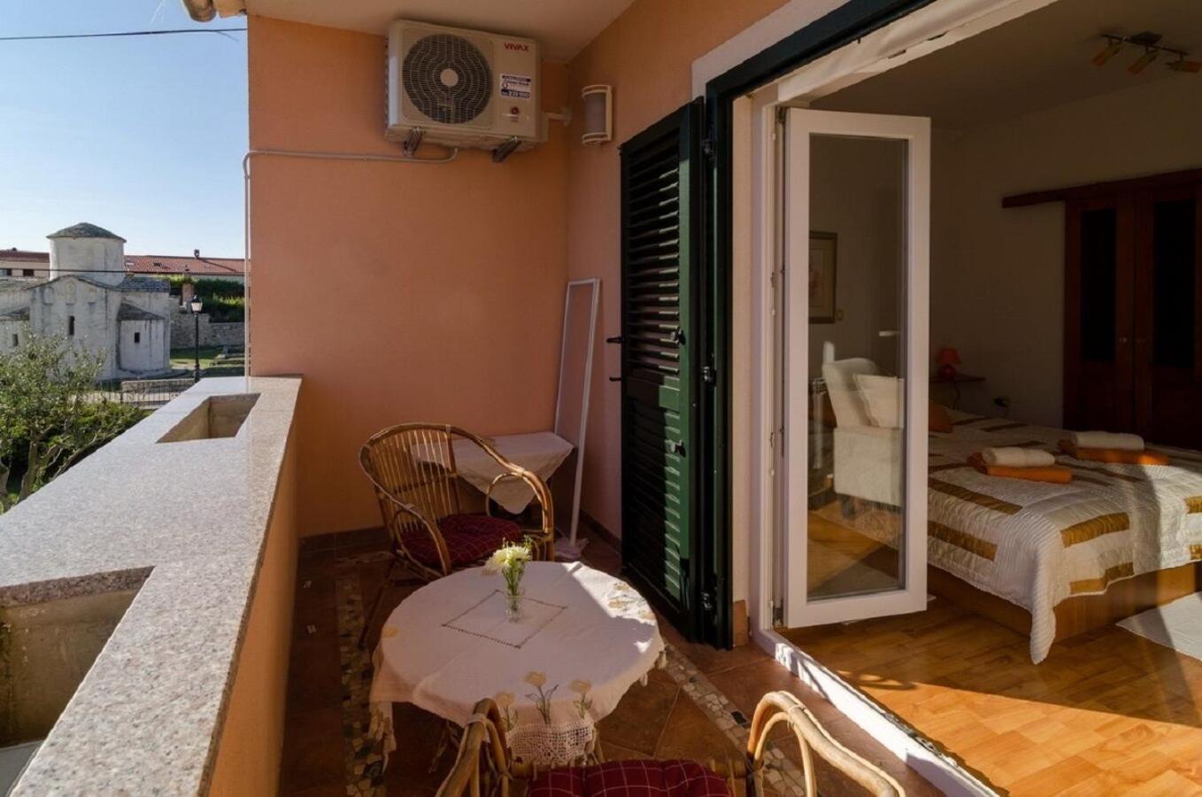 Holiday Home Old Town - Great Location 宁 外观 照片