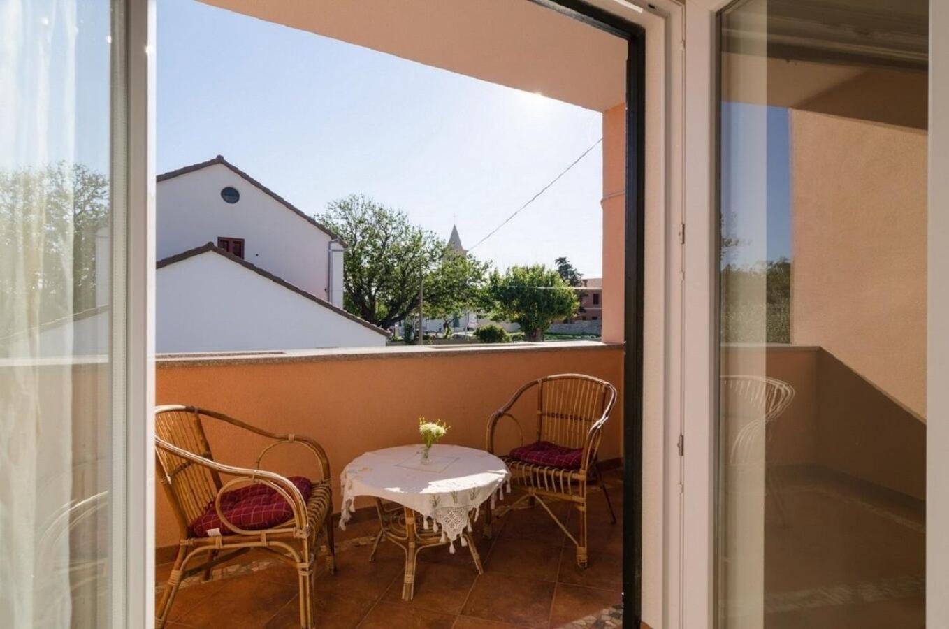 Holiday Home Old Town - Great Location 宁 外观 照片