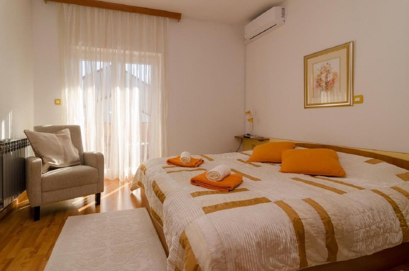 Holiday Home Old Town - Great Location 宁 外观 照片