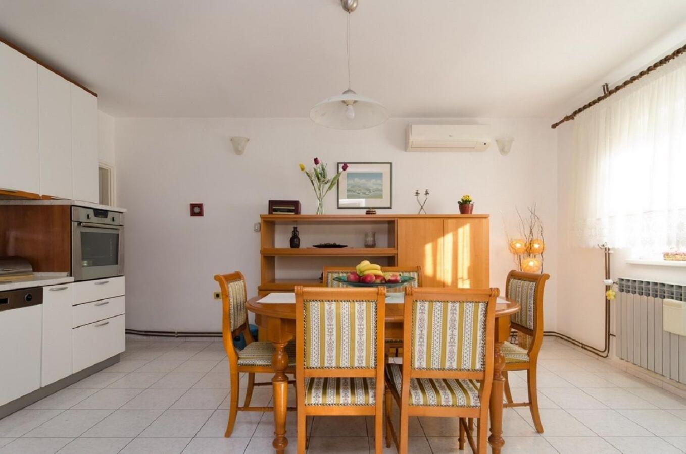 Holiday Home Old Town - Great Location 宁 外观 照片