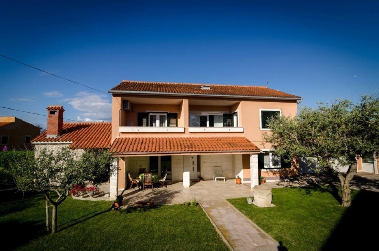 Holiday Home Old Town - Great Location 宁 外观 照片